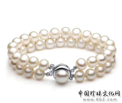 珍珠永保光泽 需注意四忌与四养【珍珠首饰保养】 